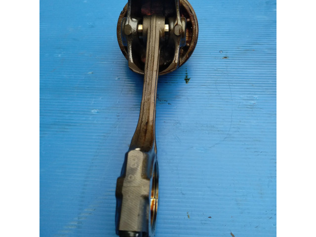 Píst Toyota Auris E180 pro benzínový motor 1.6