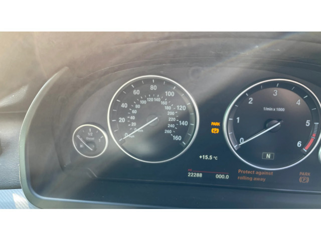 Přístrojová deska BMW X5 F15 2016 9383489