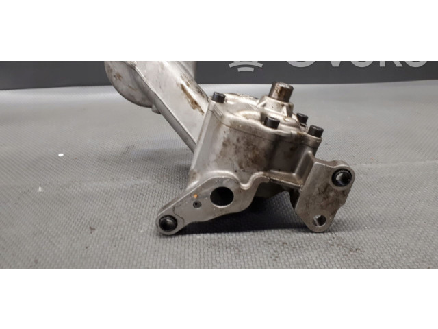 Масляный насос   059115105n  Audi A6 S6 C6 4F 