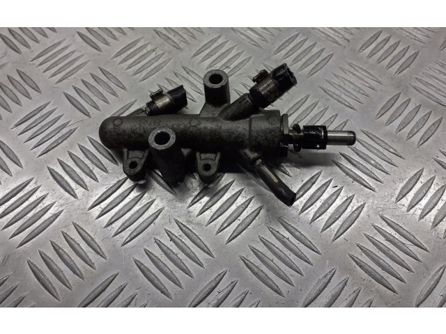 Vstřikovací lišta 55188200 Opel Zafira B