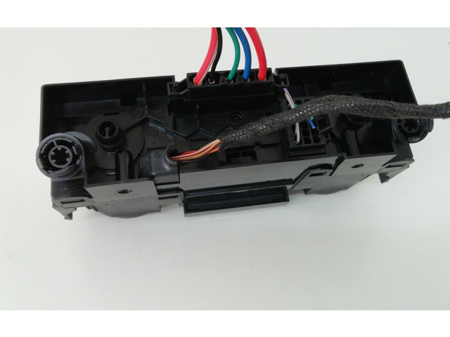 Блок управления климат-контролем 6V0820045, 6V0820045   Skoda Fabia Mk3 (NJ)