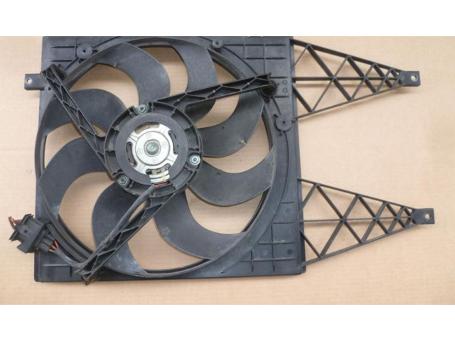 Вентилятор радиатора 6Q0121207L, 6Q0121207L Skoda Rapid (NH)