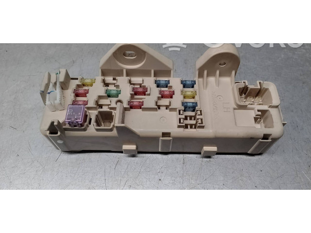 Pojistková skříňka Řídící jednotka BSM 9K3011434898 Mazda 323 2000