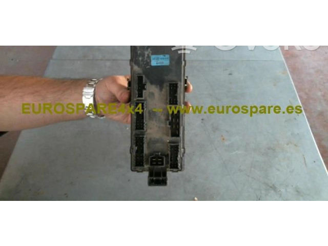 Блок предохранителей 1F20, 4498   Mitsubishi Montero    