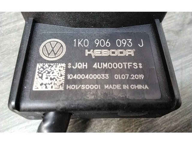 Блок управления 1K0906093J Skoda Fabia Mk3 (NJ)