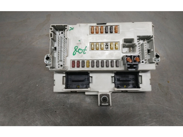 Блок предохранителей 50520758 Alfa Romeo Giulietta