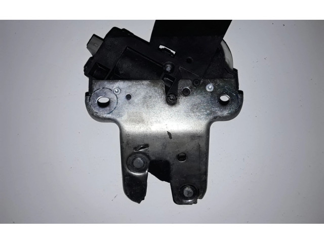 Zámek zadních dveří 4F5827505D Audi A5 8T 8F 2011