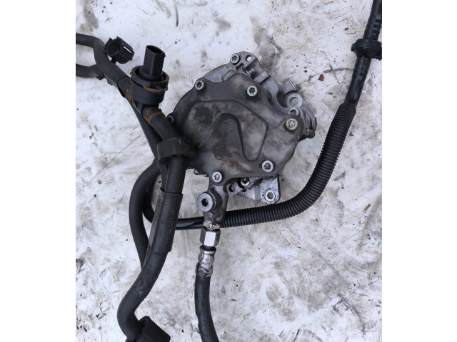 Vstřikovací čerpadlo 070145209H, V110050811 Volkswagen Transporter - Caravelle T5 AXD