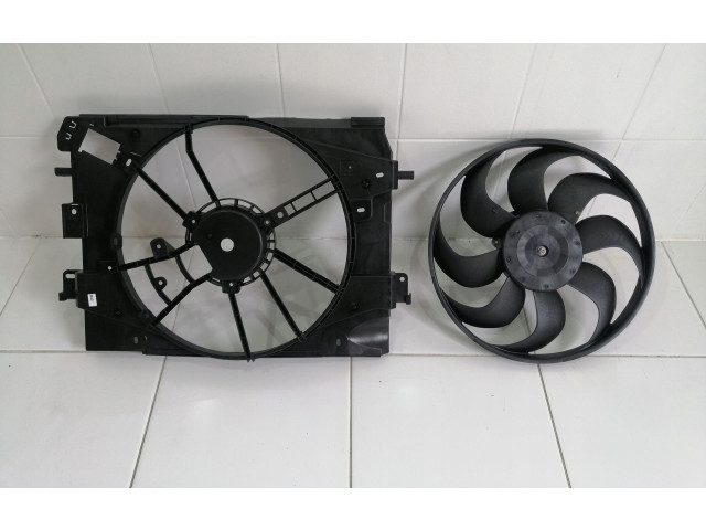 Вентилятор радиатора Dacia Sandero