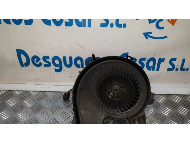 Вентилятор печки    24436989   Opel Corsa C