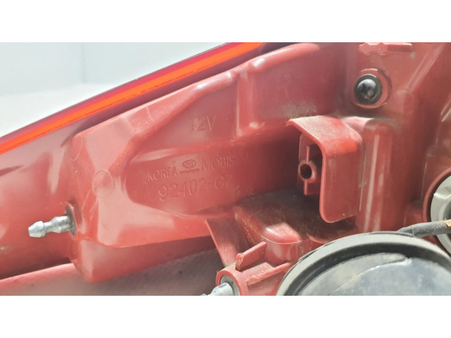 Задний фонарь правый 92402-G7000 Hyundai Ioniq 2016- года