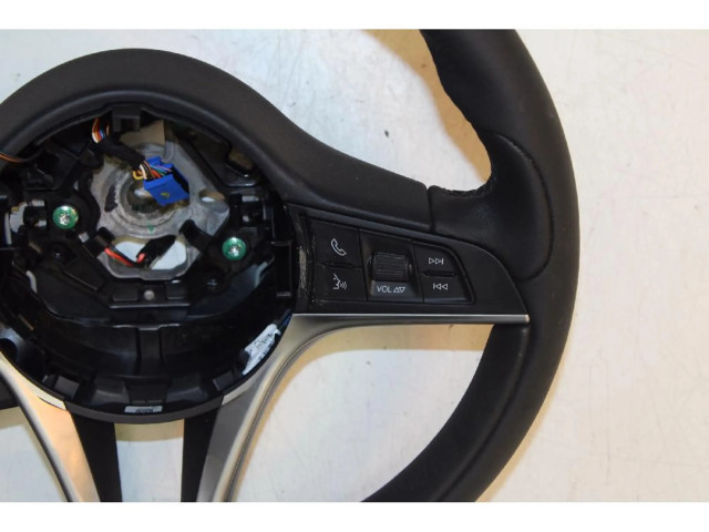 Volant Alfa Romeo Giulia 2015