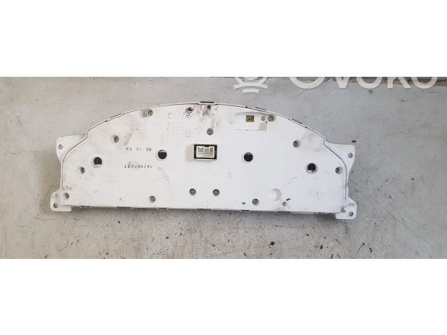 Панель приборов 30682277, 8602885   Volvo V70       