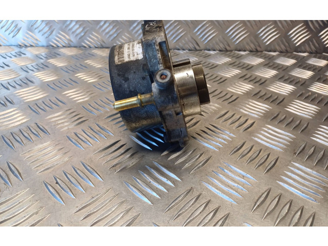 Вакуумный насос    55205446, 72902303006   Opel Insignia A