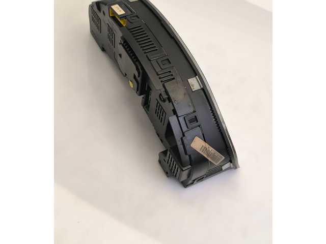 Панель приборов 4D0919033F, 110008639007 Audi A8 S8 D2 4D