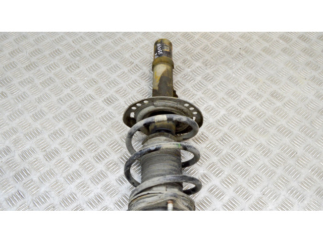 Передний амортизатор      