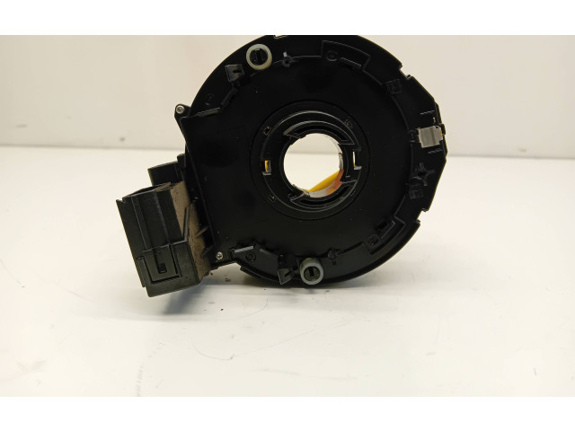 Подрулевой шлейф SRS    Toyota Corolla Verso AR10