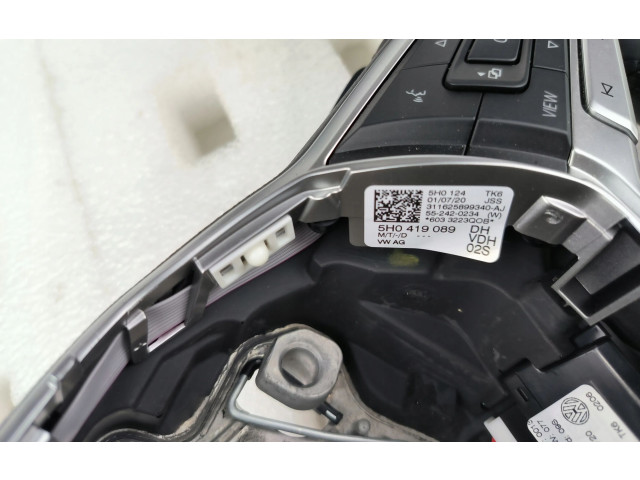 Руль Volkswagen Golf VIII 2019 - года 5H0419089DH