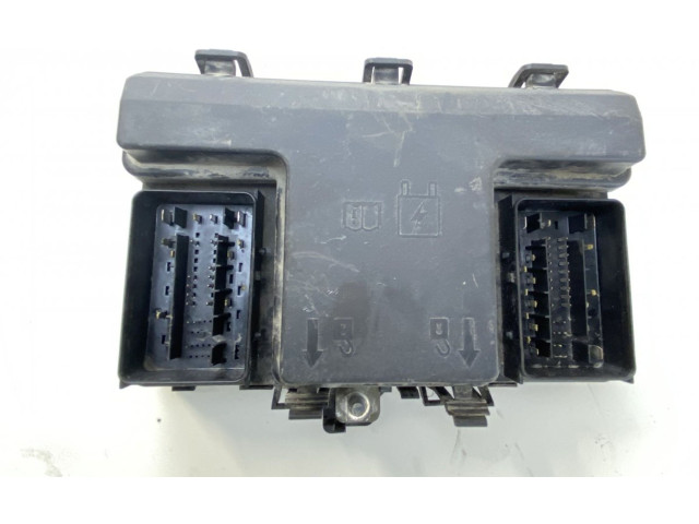 Ящик предохранителей (комплект) 2001133, 2001133   Ford  Ranger  2019 - 2022 года