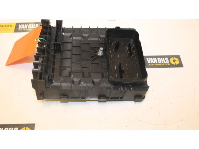 Блок предохранителей 1K0937125, 1K0937125 Volkswagen Golf Plus