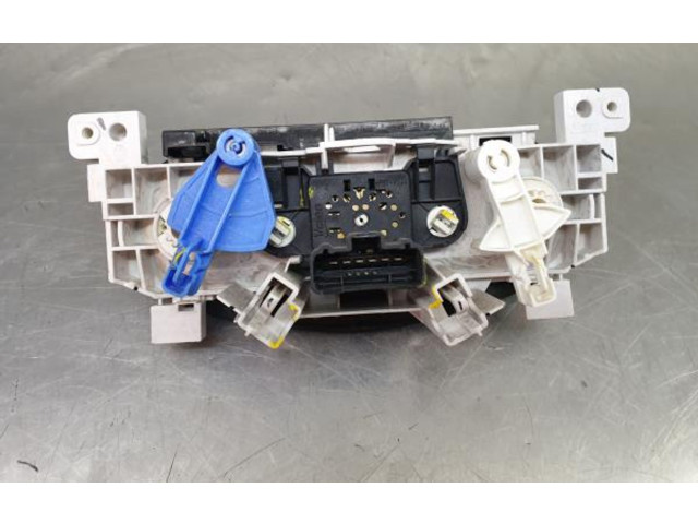 Блок управления климат-контролем N106278B, T1001639U   Dacia Duster