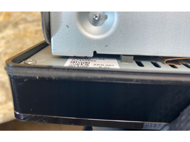 Радио/ проигрыватель CD/DVD / навигация 8740A005 Mitsubishi L200