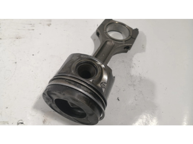 Поршень с шатуном 1741 BMW X5 E70 для дизельного двигателя 3.0