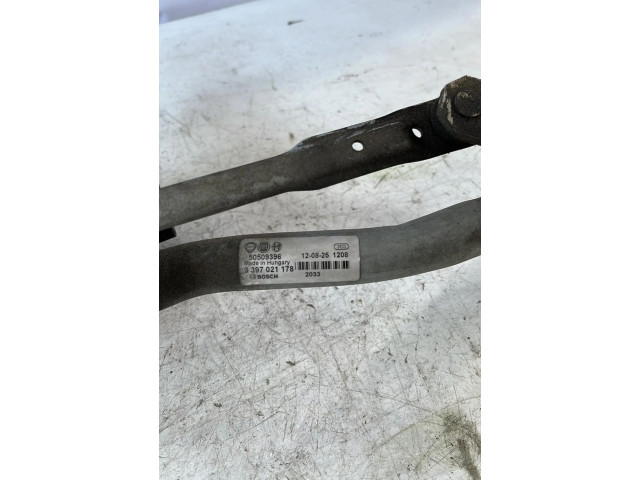 Моторчик дворников 50509396, 50509396    Alfa Romeo Giulietta