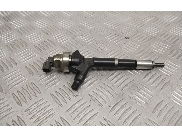 Форсунка 8973762701    Opel Meriva A  Z 17 DTH,Z 17 DT 