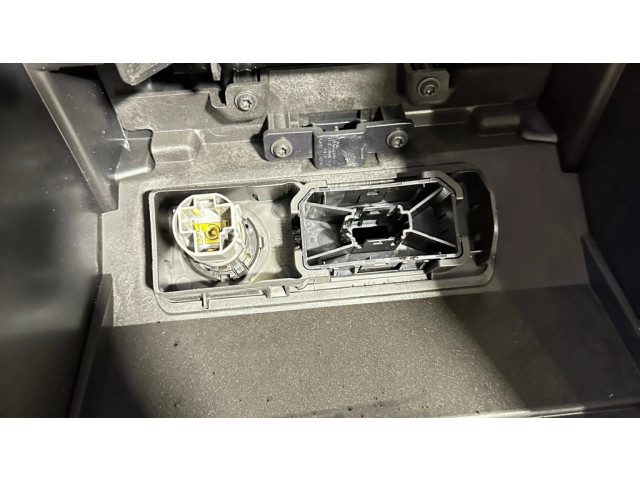 Центральная консоль