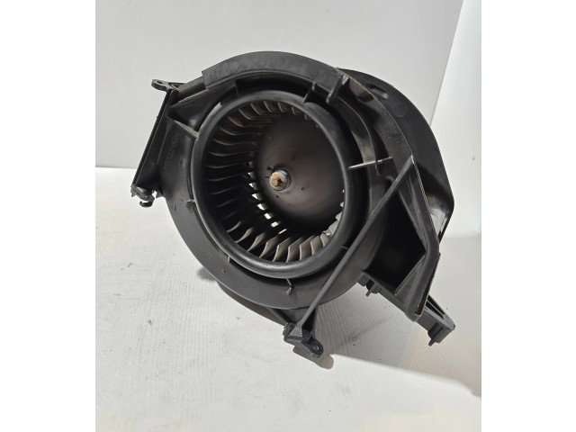Вентилятор печки       Audi A6 S6 C6 4F