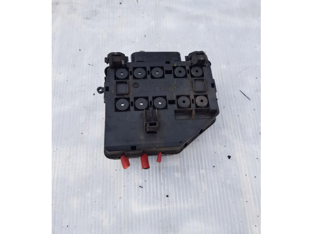Блок предохранителей A1645400350 Mercedes-Benz R W251