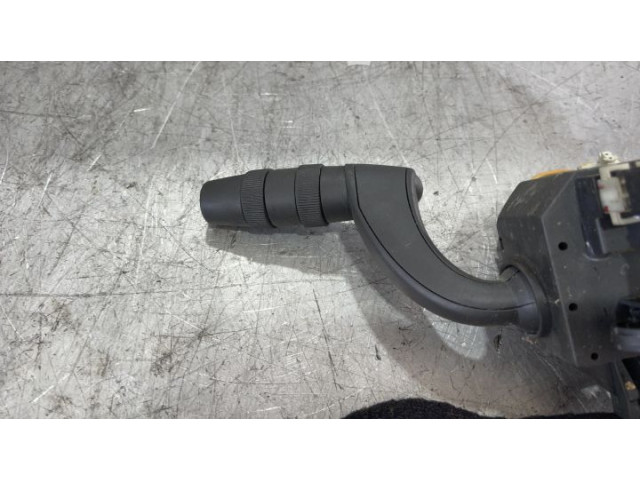 Ручка стеклоочистителей Fiat Idea