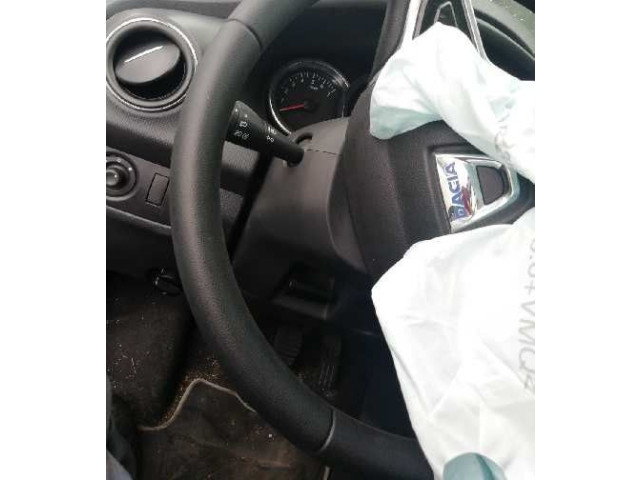 Руль Dacia Sandero 2008 - 2012 года