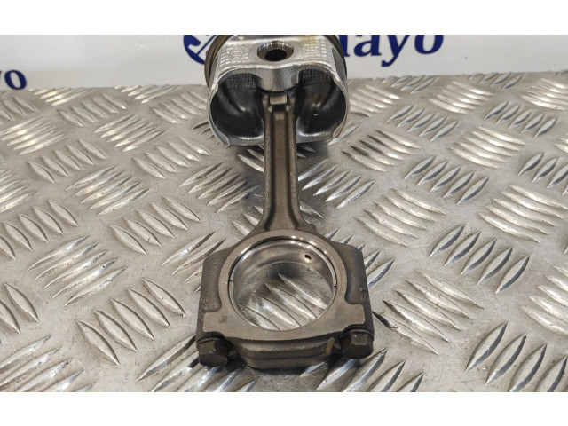  Поршень H4M738   Dacia Dokker  