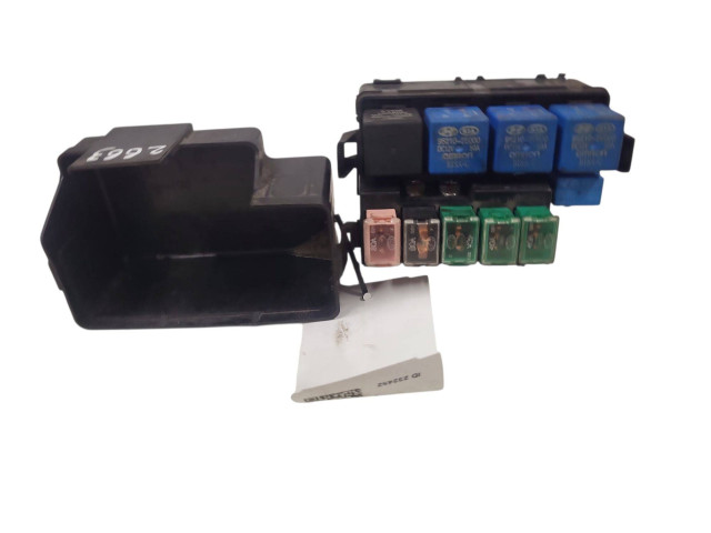 Pojistková skříňka 914902E000 KIA Carens II 2008