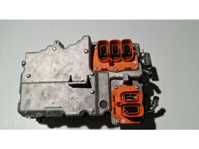 Преобразователь напряжения