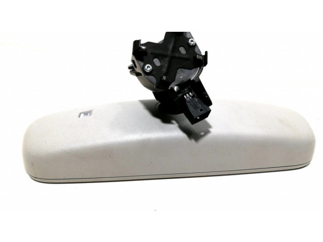 Зеркало заднего вида (в салоне)