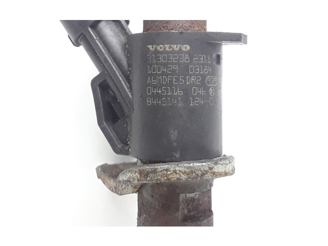 Форсунка 31303238, 0445116046    Volvo V70   