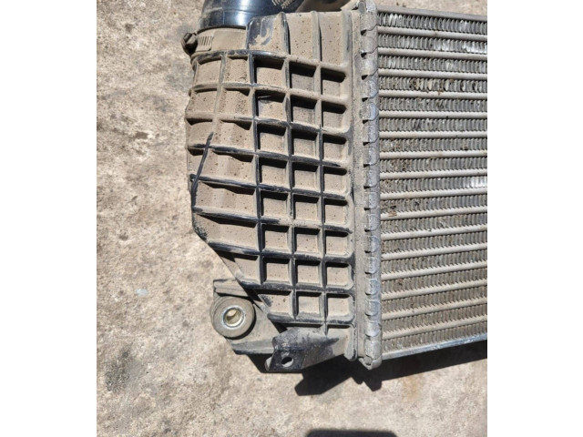 Интеркулер  SICTM0200, 21821AA061   Subaru Forester SJ 