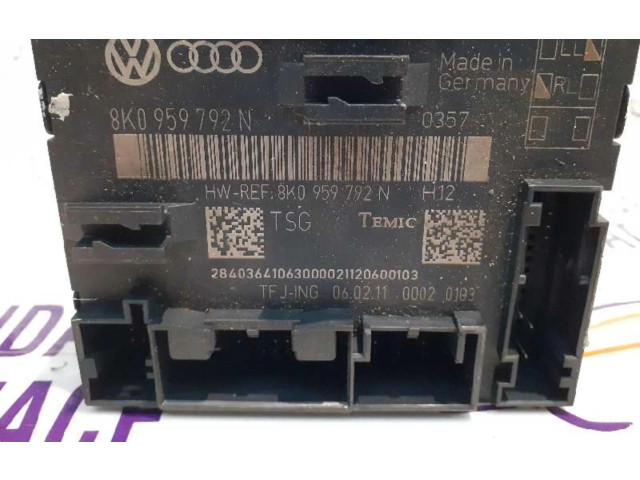 Блок комфорта Audi Q3 8U