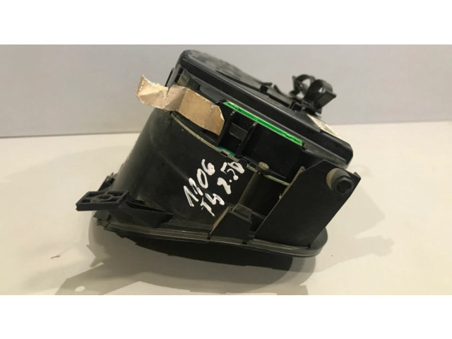 Přístrojová deska Volkswagen Transporter - Caravelle T4 2001 7D0920800B, 88311300