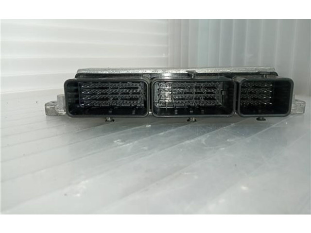 Řídící jednotka 237109221R Renault Captur 2013