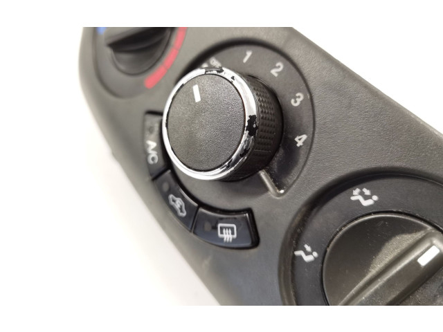 Модуль блока управления кондиционером    Chevrolet Aveo