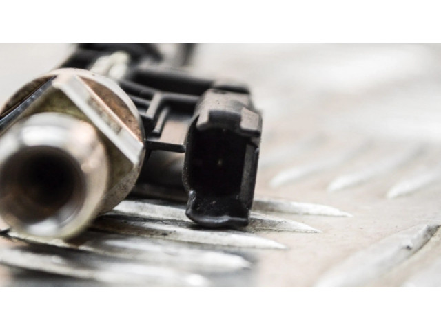 Vstřikovač 0261500109, 7597870 BMW 5 F10 F11 pro benzínový motor 3.0 N55 B30 A