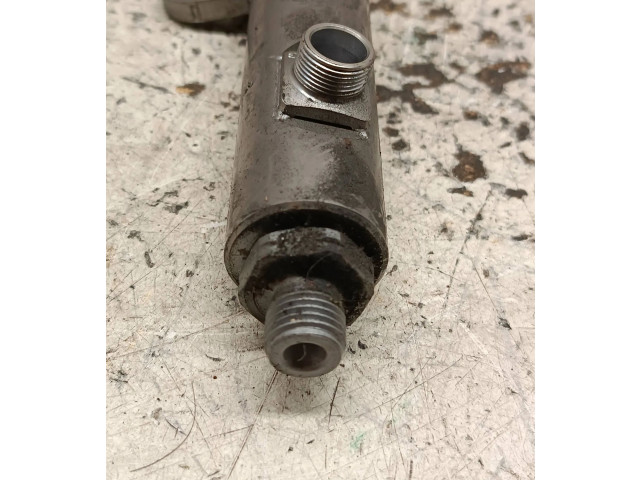 Топливная рампа 9X2Q9D280FA, 0445216030 Jaguar XF для двигателя 306DT