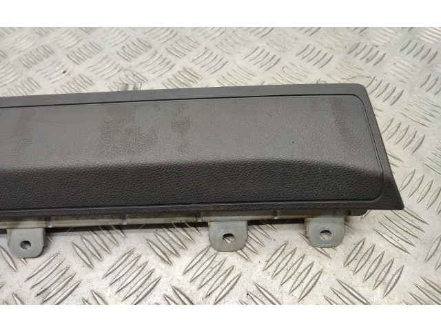 Подушка безопасности для колен A1768600302   Mercedes-Benz A W176