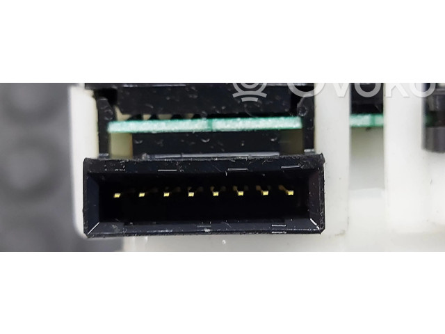 Переключатель дворников    Nissan X-Trail T31