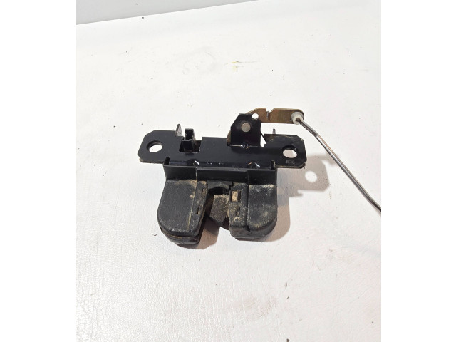 Zámek zadních dveří 2K0827505C Volkswagen Caddy 2006