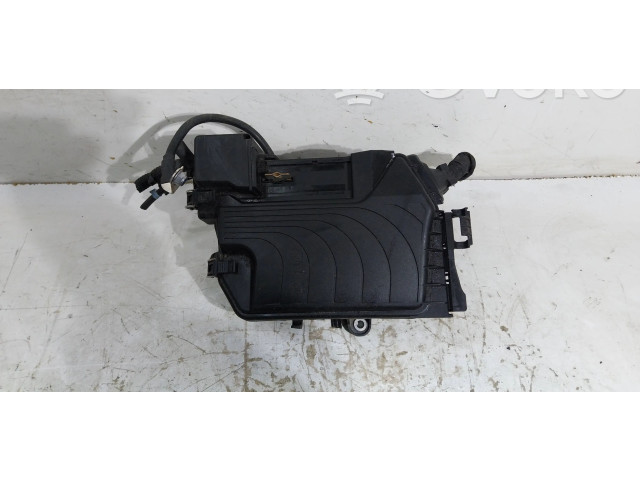 Блок предохранителей  A2465400182   Mercedes-Benz A W176    